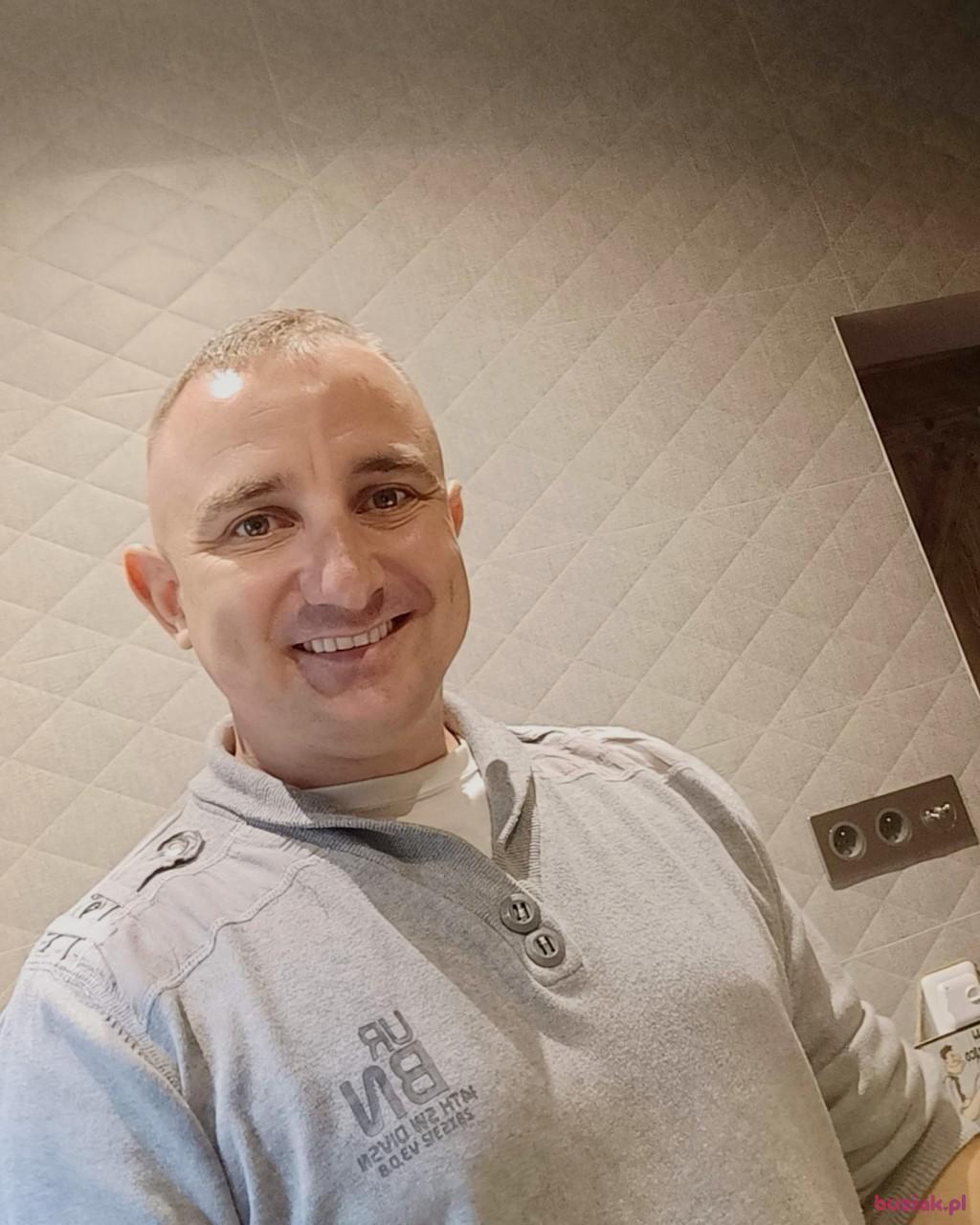 Bartek, Male, 42, Crosby, Wielka Brytania, Photo: 2