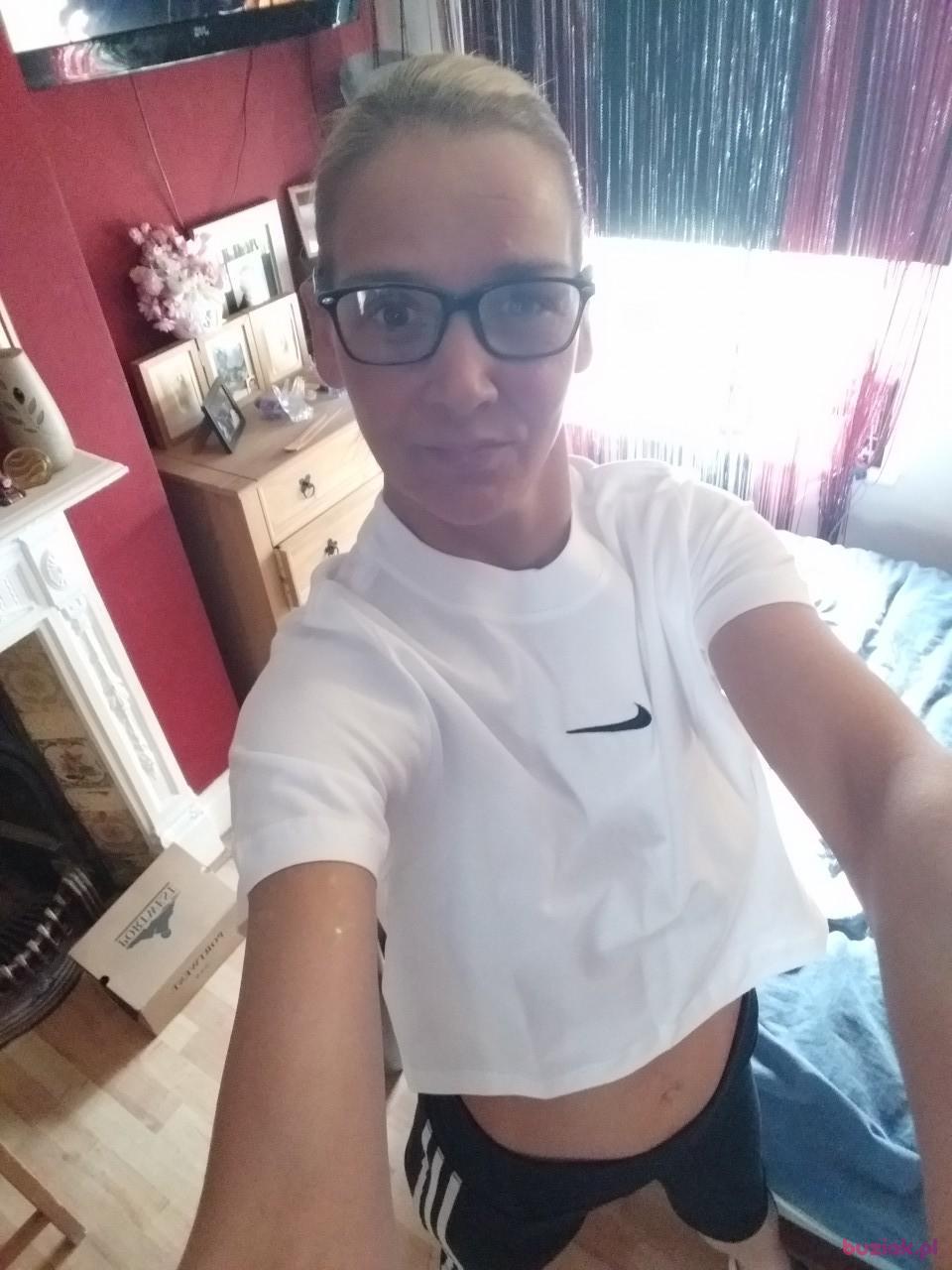 Marta, Female, 44, Adamsdown, Wielka Brytania, Photo: 3