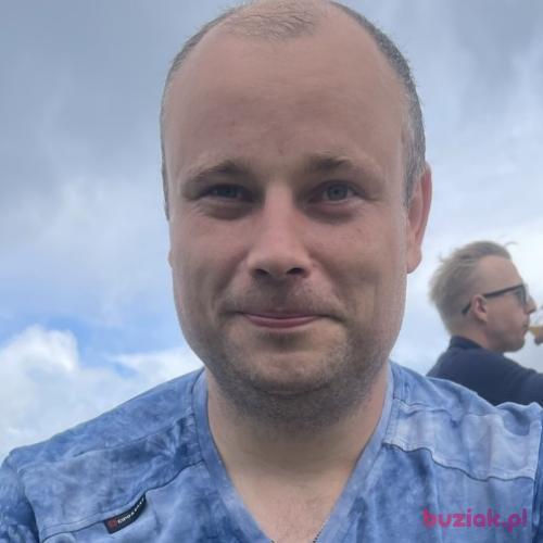 Tomaszf, Male, 35 years, Stade