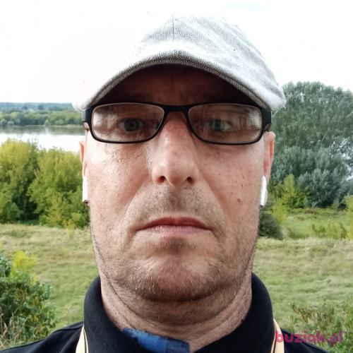 rybon, Male, 53 years, Dunstable