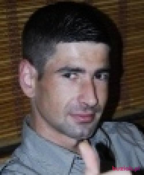 parlos, Male, 40 years, Bedfordshire