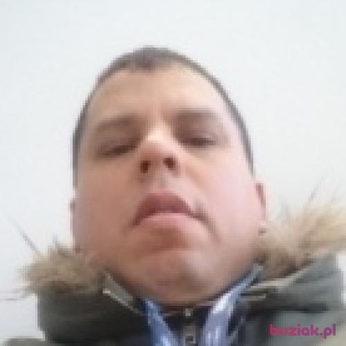 Latinouno, Male, 48 years, Slough