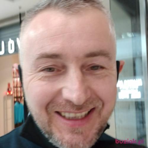 Andrzejlux, Male, 49 years, Lancaster