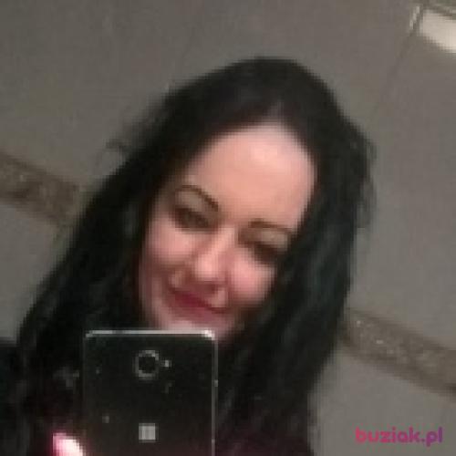 Melani, Female, 46 years, Arcen
