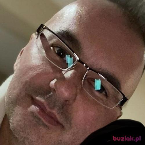 Andrzej83r, Male, 42 years, Manchester