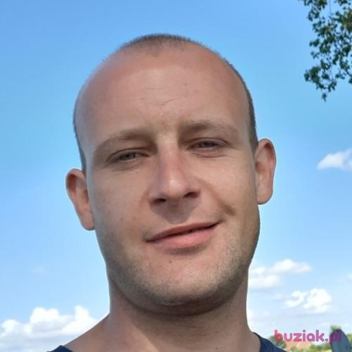 Adamulek, Male, 37 years, Lisse