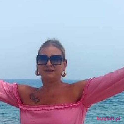 Ela19730, Female, 53 years, Arcen
