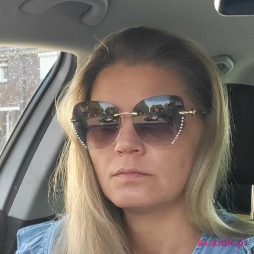 AnaAn, Female, 47 years, Arcen