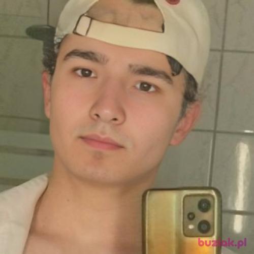 Krzysiek05, Mężczyzna, 21 lat, Jelcz-Laskowice