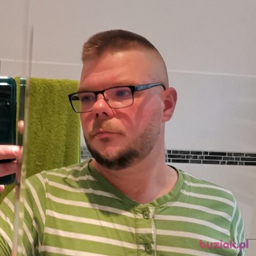 Lukasz8222, Male, 44 years, Hannover
