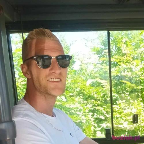 Nightzz, Male, 36 years, Antwerpia