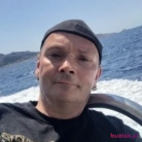 Crosier, Male, 47 years, Paryż