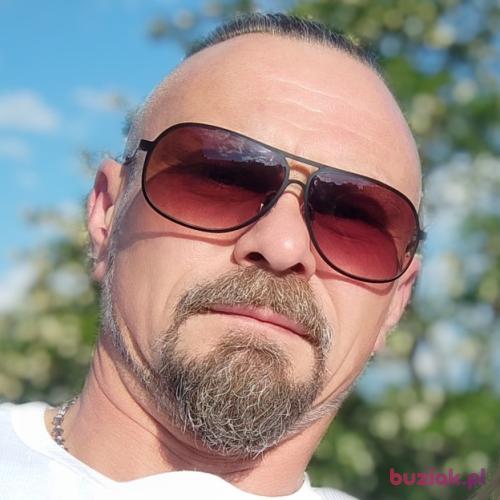 Pawcioxyz, Male, 48 years, Thetford