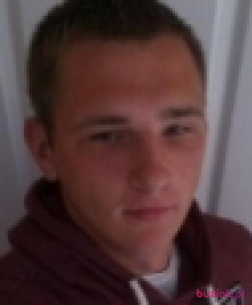 kapuscinski, Male, 32 years, Hawkes End