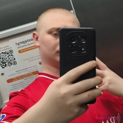 szlachetnykanoz, Mężczyzna, 22 lata, Łódź