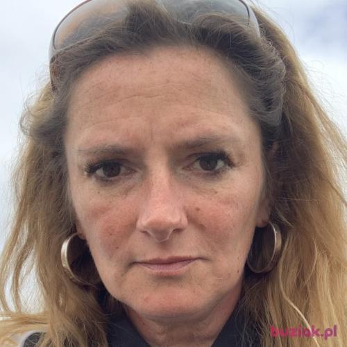 Izabella13, Female, 46 years, Andover