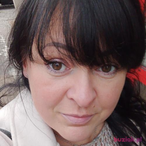 Flinta, Female, 46 years, Arcen