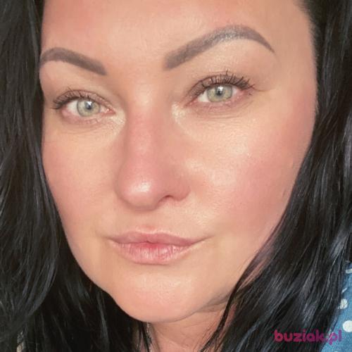 75neta, Female, 51 years, Newport