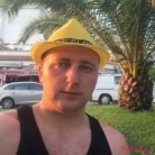 Slawwekk, Male, 42 years, Slough