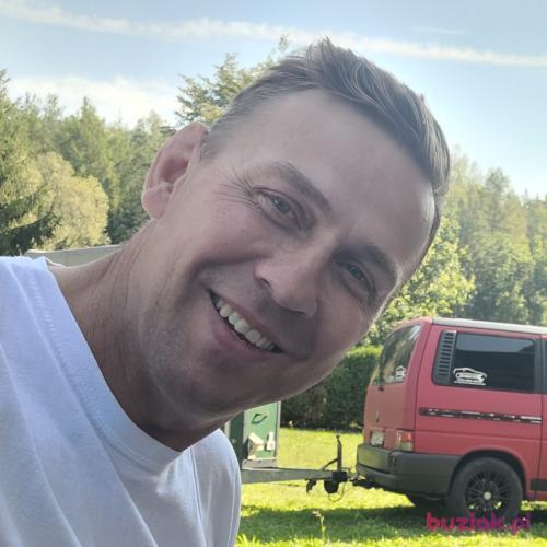 vec, Male, 45 years, Stade