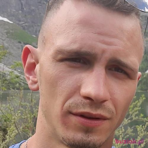 hitek, Male, 29 years, Almere