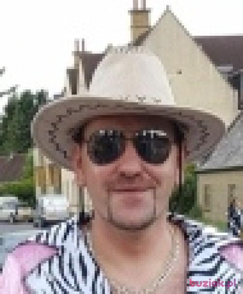 burzuj1, Male, 46 years, Chipping Campden
