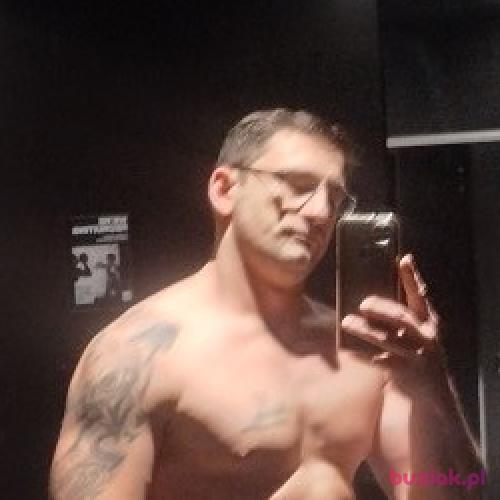 dav1d, Male, 32 years, Preston