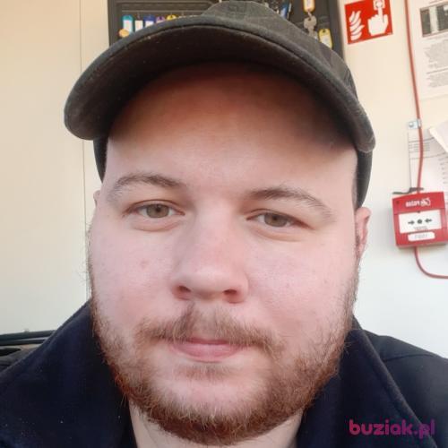 ernestoo, Male, 25 years, Reda