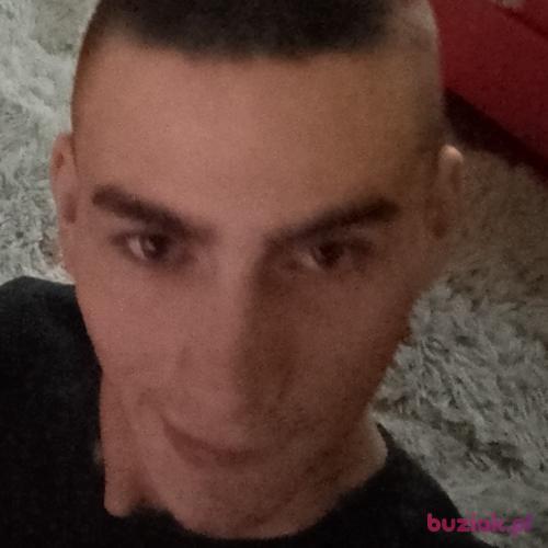 Brayan12333, Male, 20 years, Hatfield