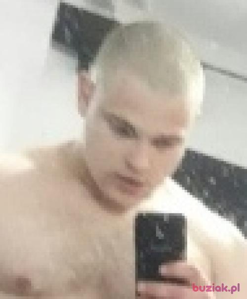 Thaceusz, Male, 30 years, Oadby