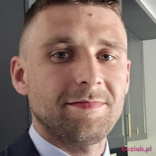 esc0, Male, 33 years, Glasgow