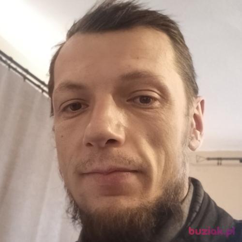 Roberto3409, Male, 36 years, Tilburg