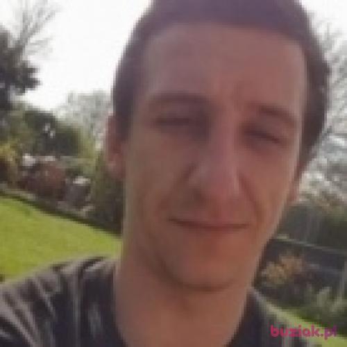 Bartosz27, Male, 36 years, Luton