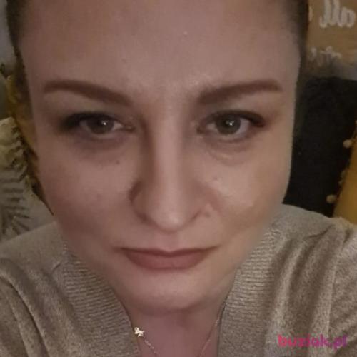izabela2812xyz, Female, 45 years, Birmingham