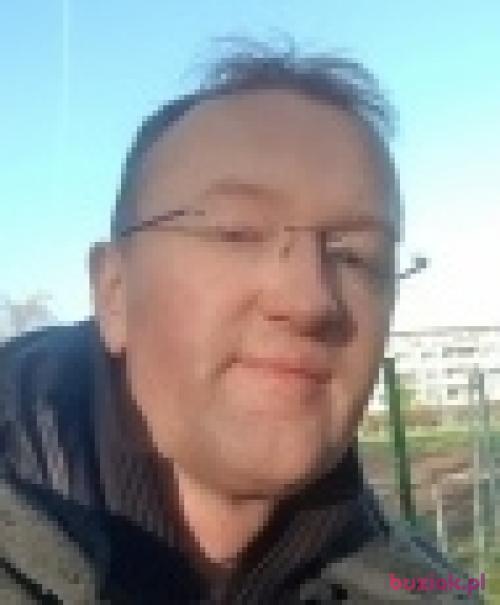 23918, Male, 45 years, Berlin