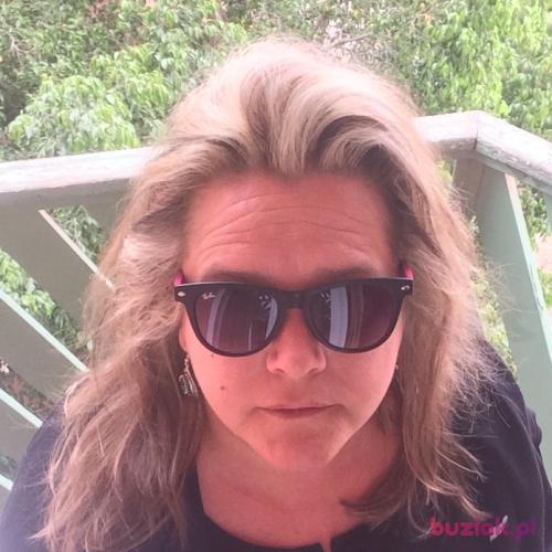 Aicha_50, Female, 55 years, Tonbridge