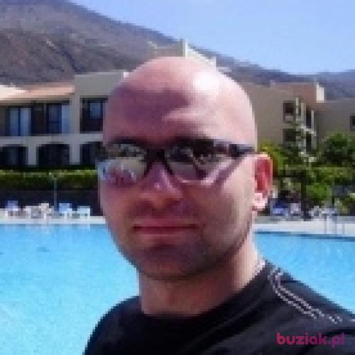 Vakoo, Male, 45 years, Walton-On-Thames