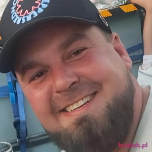 sersimon, Male, 37 years, Frankfurt