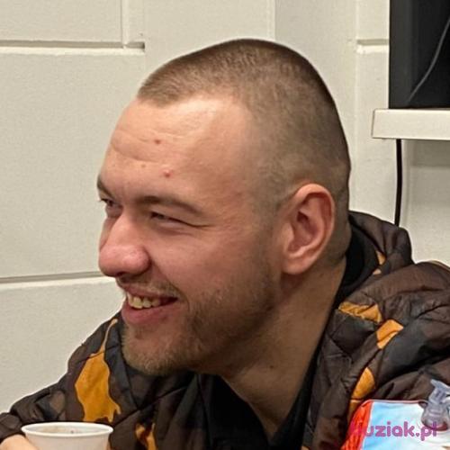 Chinolek, Male, 27 years, Tilburg