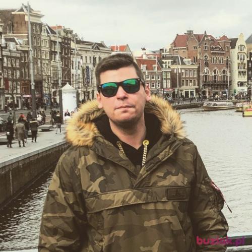 Kurczix, Male, 28 years, Preston