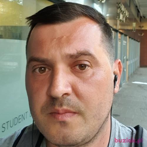 jk83, Male, 43 years, Hawkes End