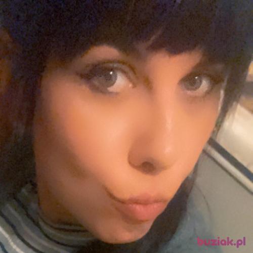 Dona87, Female, 39 years, Luton