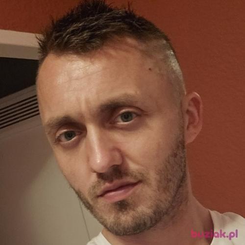 Kkkamil, Male, 34 years, Frankfurt