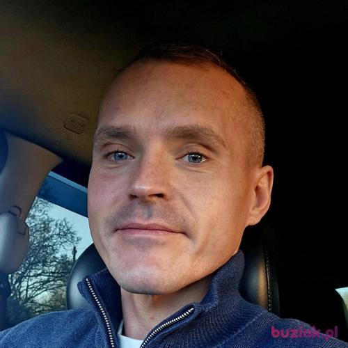 Artara, Male, 36 years, Warwick