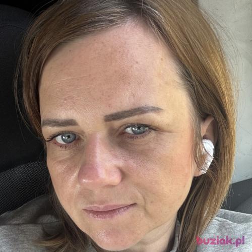 Rencia48, Female, 49 years, Reading