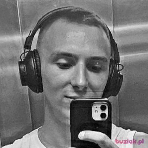 Dzamalski, Male, 23 years, Arcen