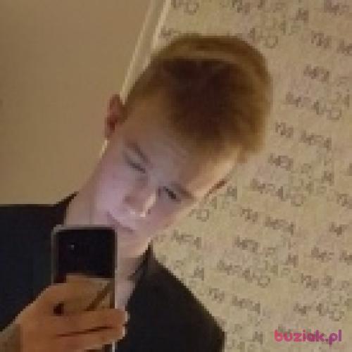 redd1, Male, 28 years, Stade