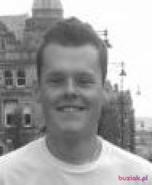 totomce, Male, 34 years, Manchester
