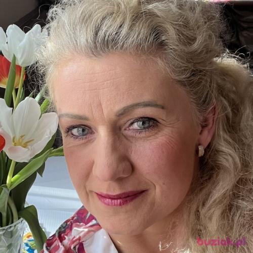 Emila28, Female, 48 years, Wisbech