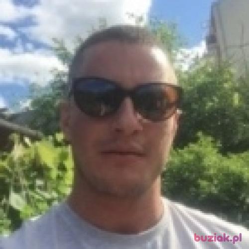 Jagos, Male, 36 years, Witney
